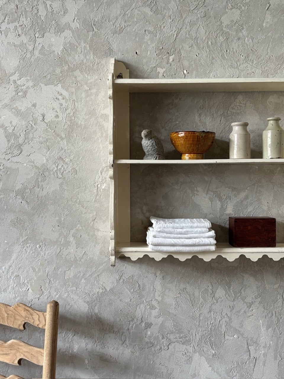 Painted Wall Shelf (A27-194)