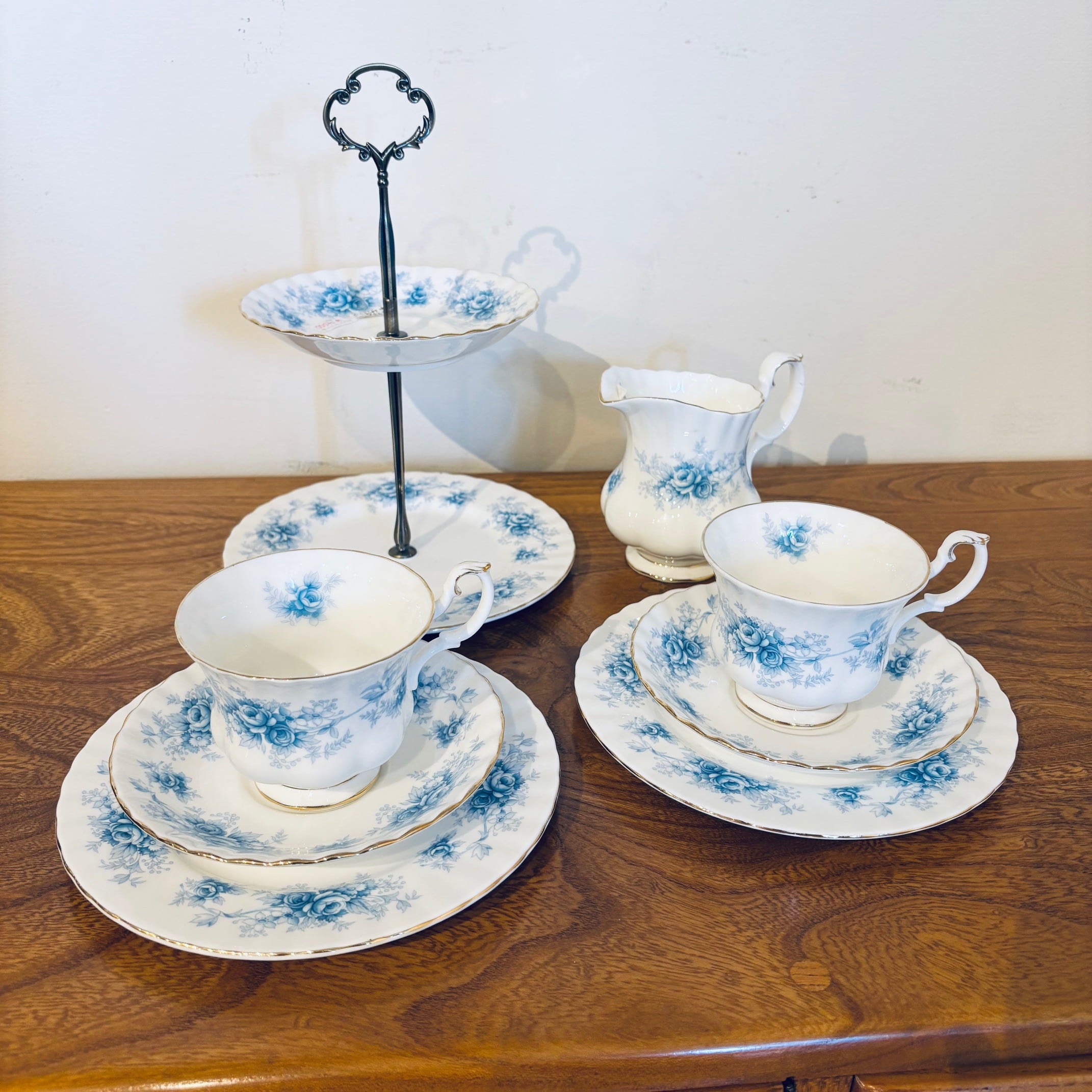 ロイヤルアルバート オールドカントリーローズ デュオ ティーカップ