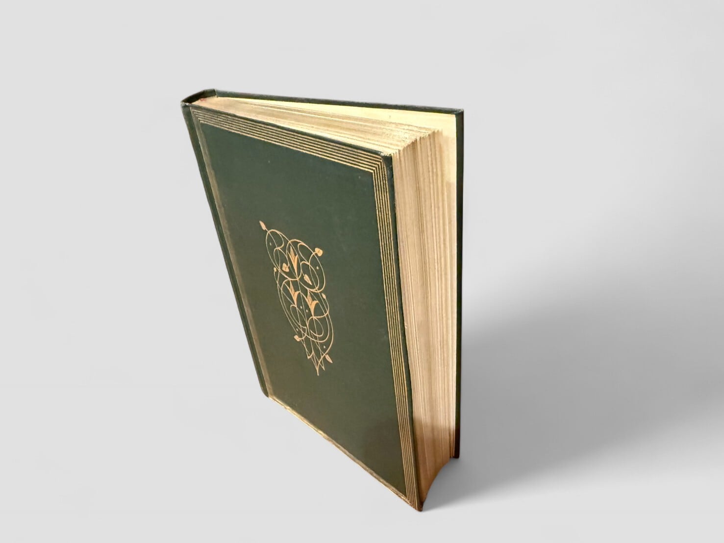 SJ578】【FIRST EDITION】A Hundred Verses From Old Japan; Being A
