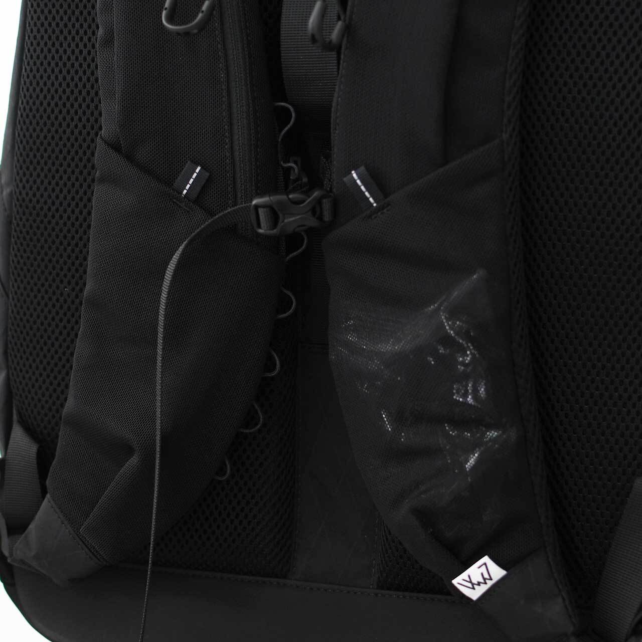 CMF OUTDOOR GARMENT [コムフィアウトドアガーメント] WEEKPACKERZ X