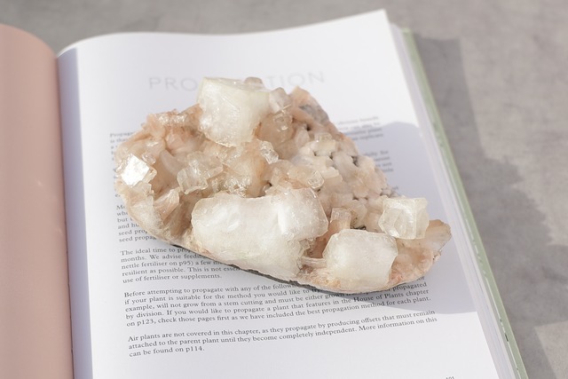 「華やぐ心」ピンクスティルバイト×アポフィライト |  Pink Stilbite with Apophylite ◇ 天然石・鉱物・パワーストーン・原石 | st00170