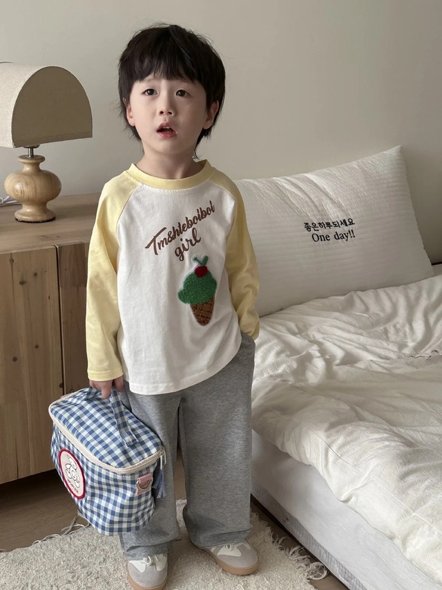 【取寄】ふわもこワッペンが可愛くて遊び心満載なラグランT