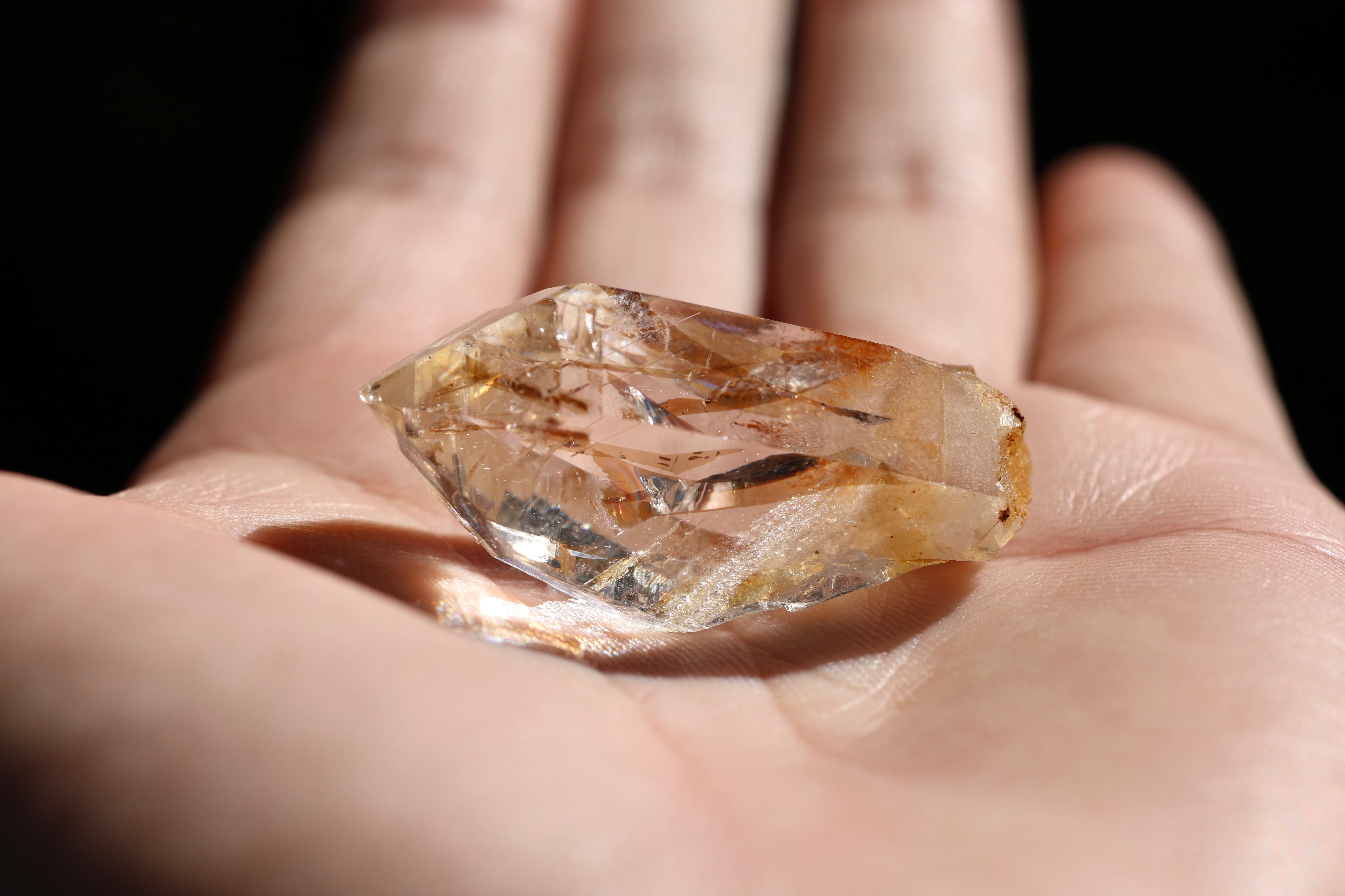 ヒマラヤ水晶 ガネーシュヒマール産 虹入り | 石垣島の夜光貝