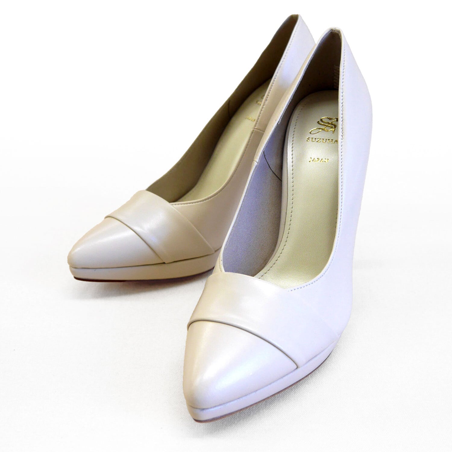 SUZUHA（スズハ）ポインテッドトゥ11cmハイヒールパンプス（白スムース