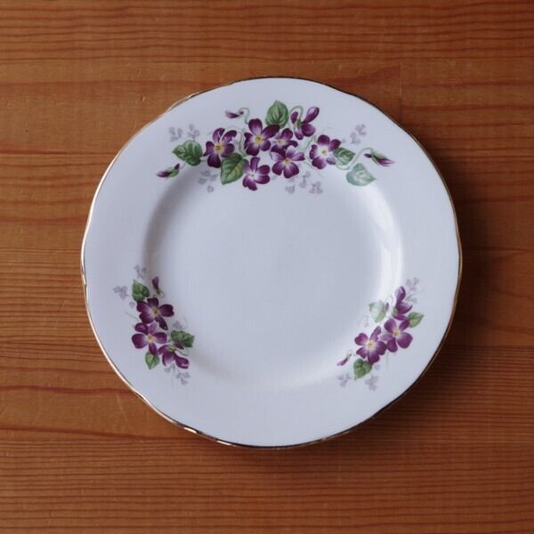 ダッチェス ビオレッタ すみれ 花柄 デザートプレート ケーキ皿 17cm Duchess Violetta 2617 1 5 イギリス ヴィンテージ アンティーク 食器 陶器 レトロ Flohmarkt フローマルクト
