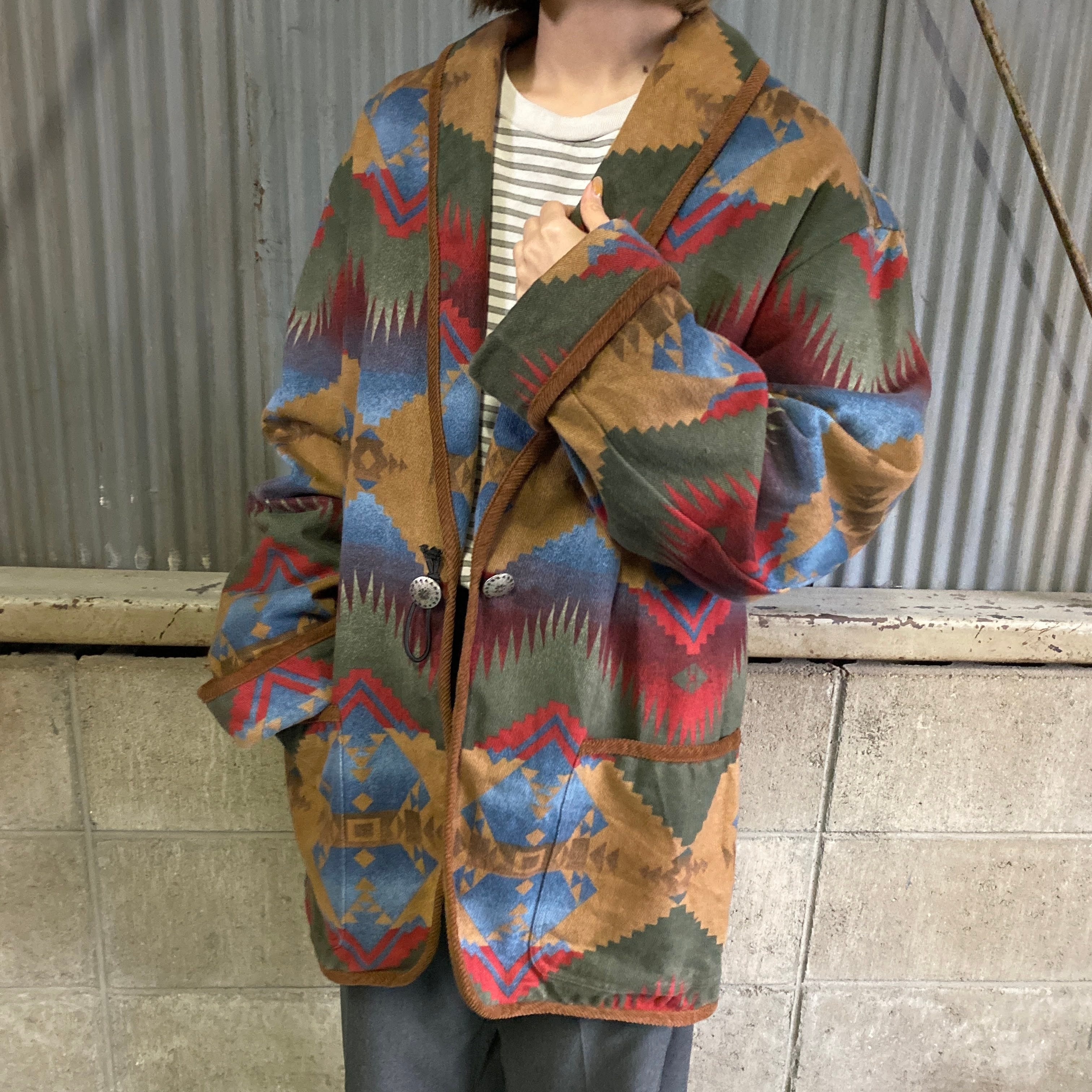 JONES NEW YORK ネイティブ柄 コンチョボタン ショールカラー コットン 