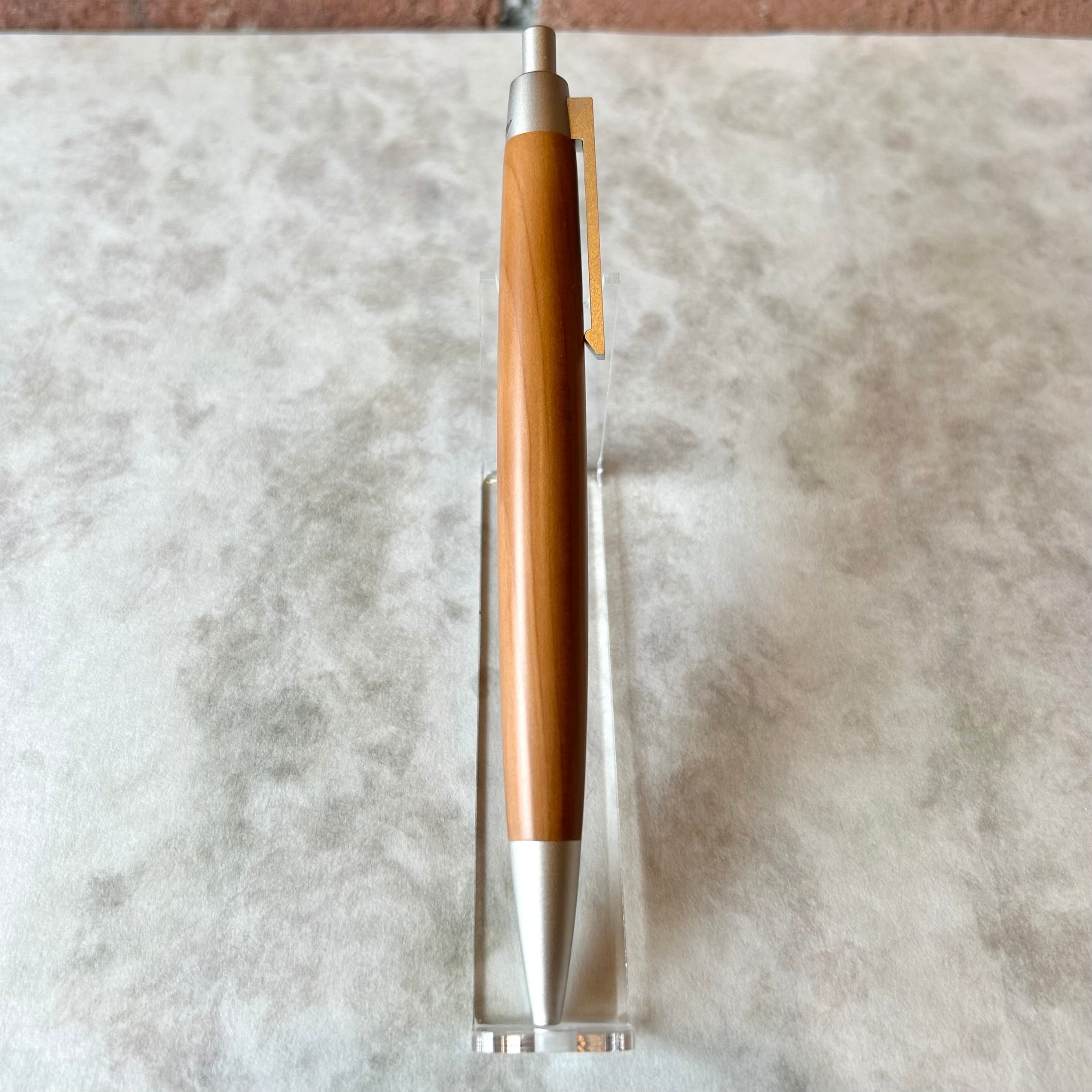 ラミー 「 LAMY 2000 単色ボールペン （木軸／タクサス） 」 | ペンネ