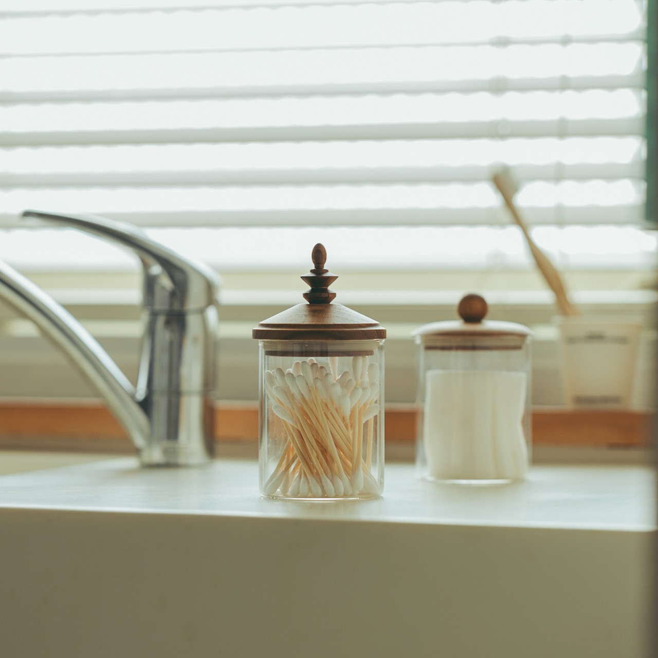 Wood Classic Glass Canister