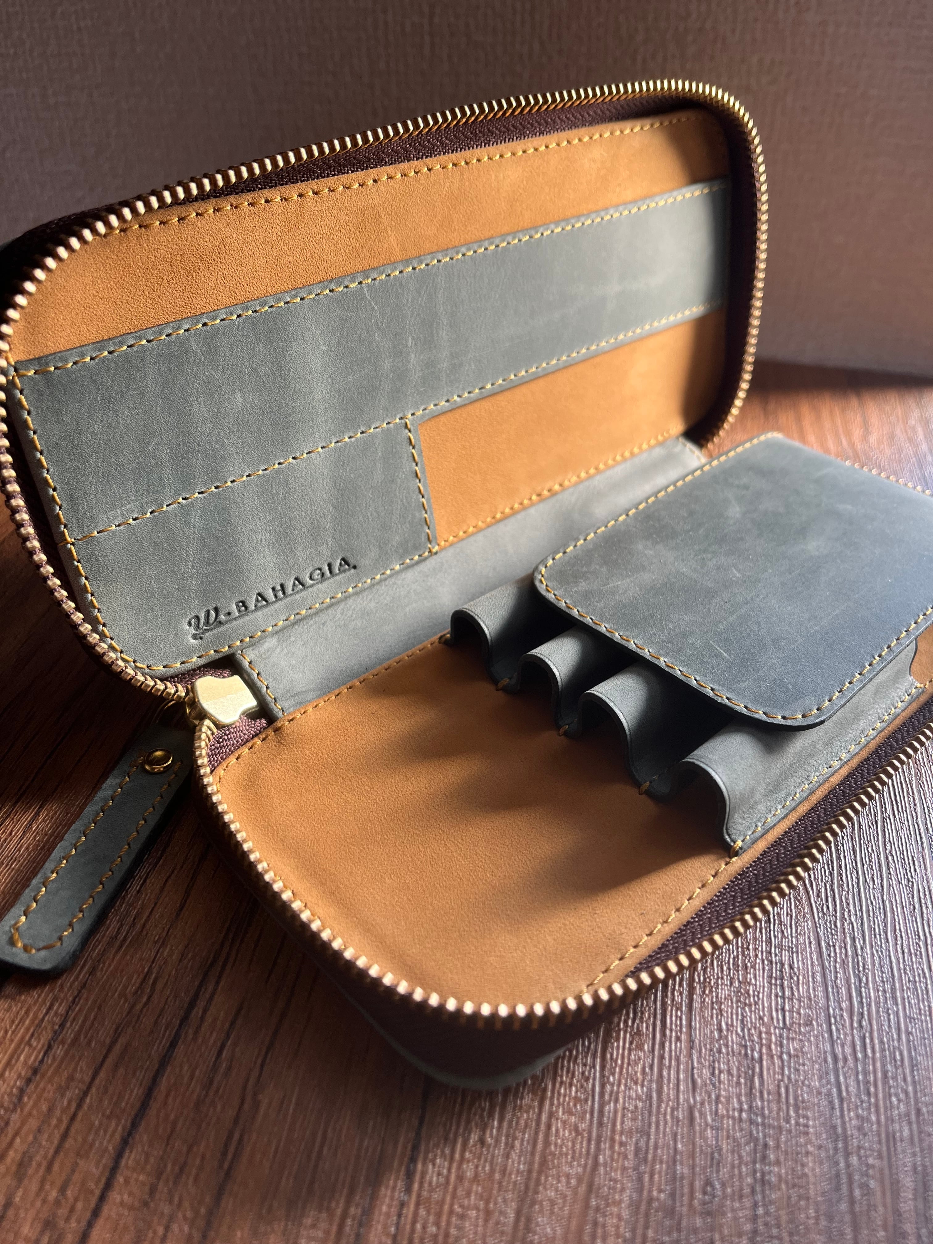 バハギア ペンケース ラウンドジップ型 クレイジーホース オリジナル