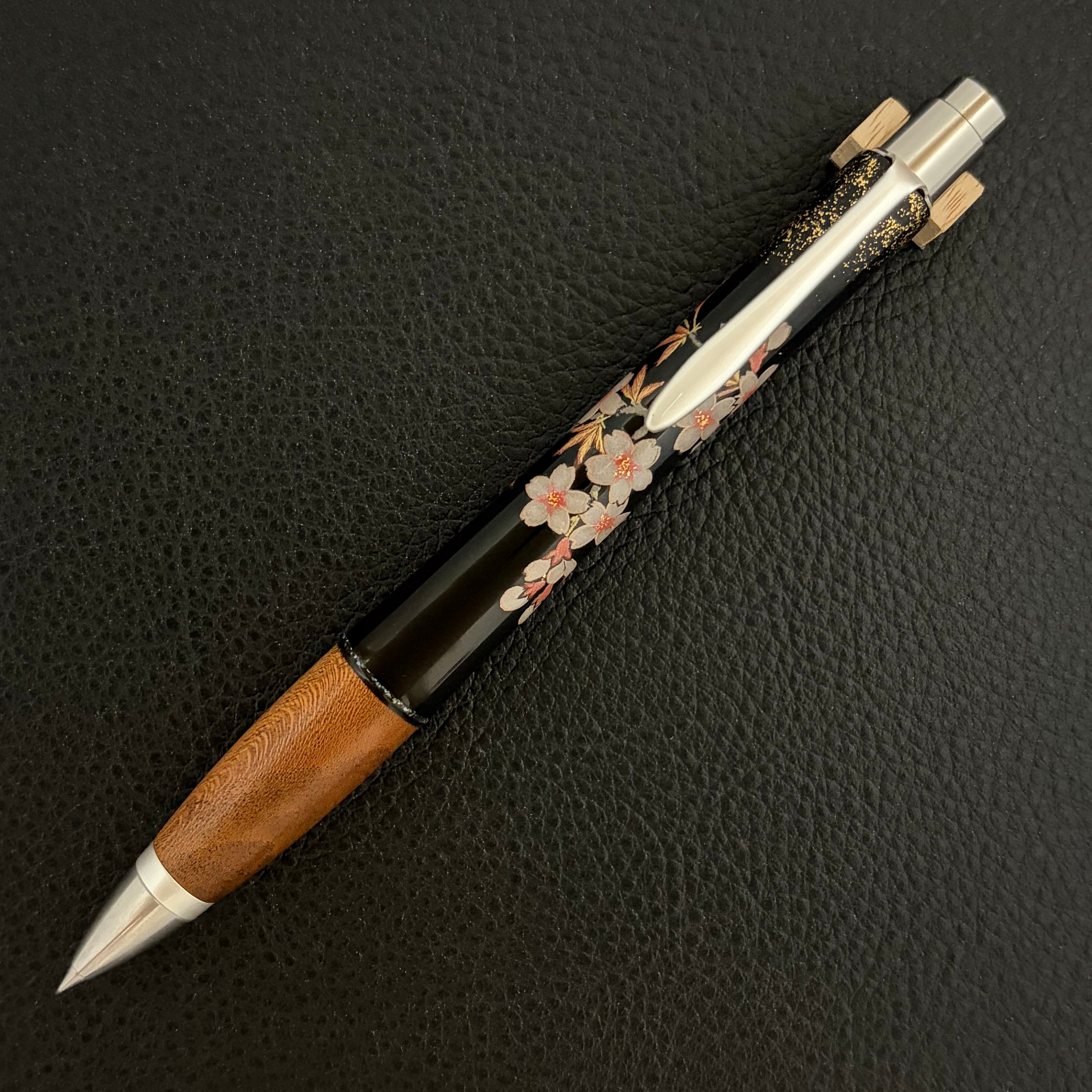 ☆ウッドペンクラクト 朱椿粋さん季シリーズ 10月撓（たわわ）ボールペン美品☆ 朧月夜之山桜-ボールペン13㎜】308040403 | 匠衆・朱椿粋