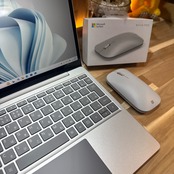 \ 公式ショップ限定価格❣️/ 美品《Surface Laptop Go2》プラチナ Core i5 第11世代 メモリ8GB SSD256GB ノートパソコン 安心サポート&3ヶ月保証付き