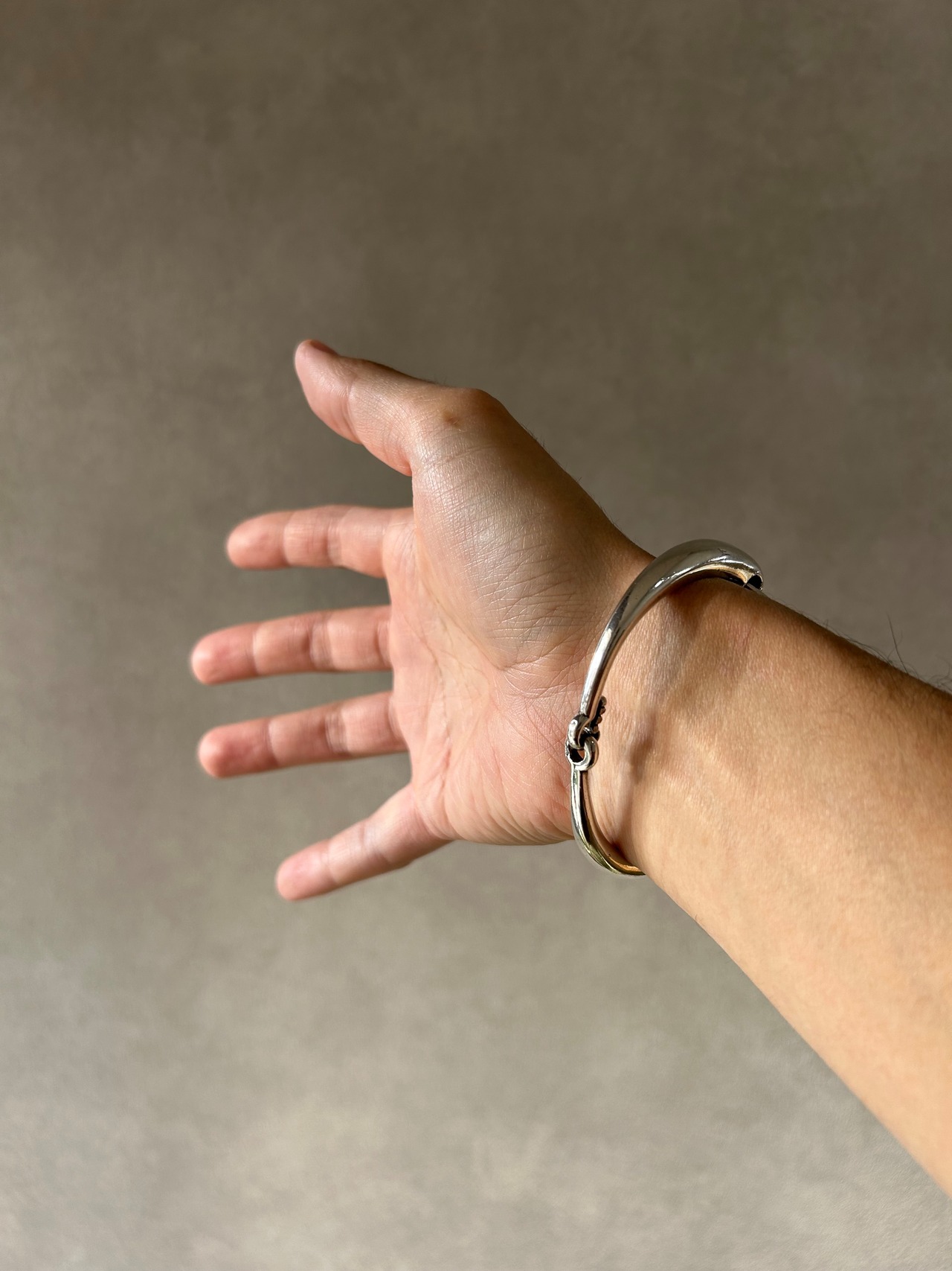 Gaëtan de Percin 70s Double Loop Bracelet/France | POED VINTAGE 
