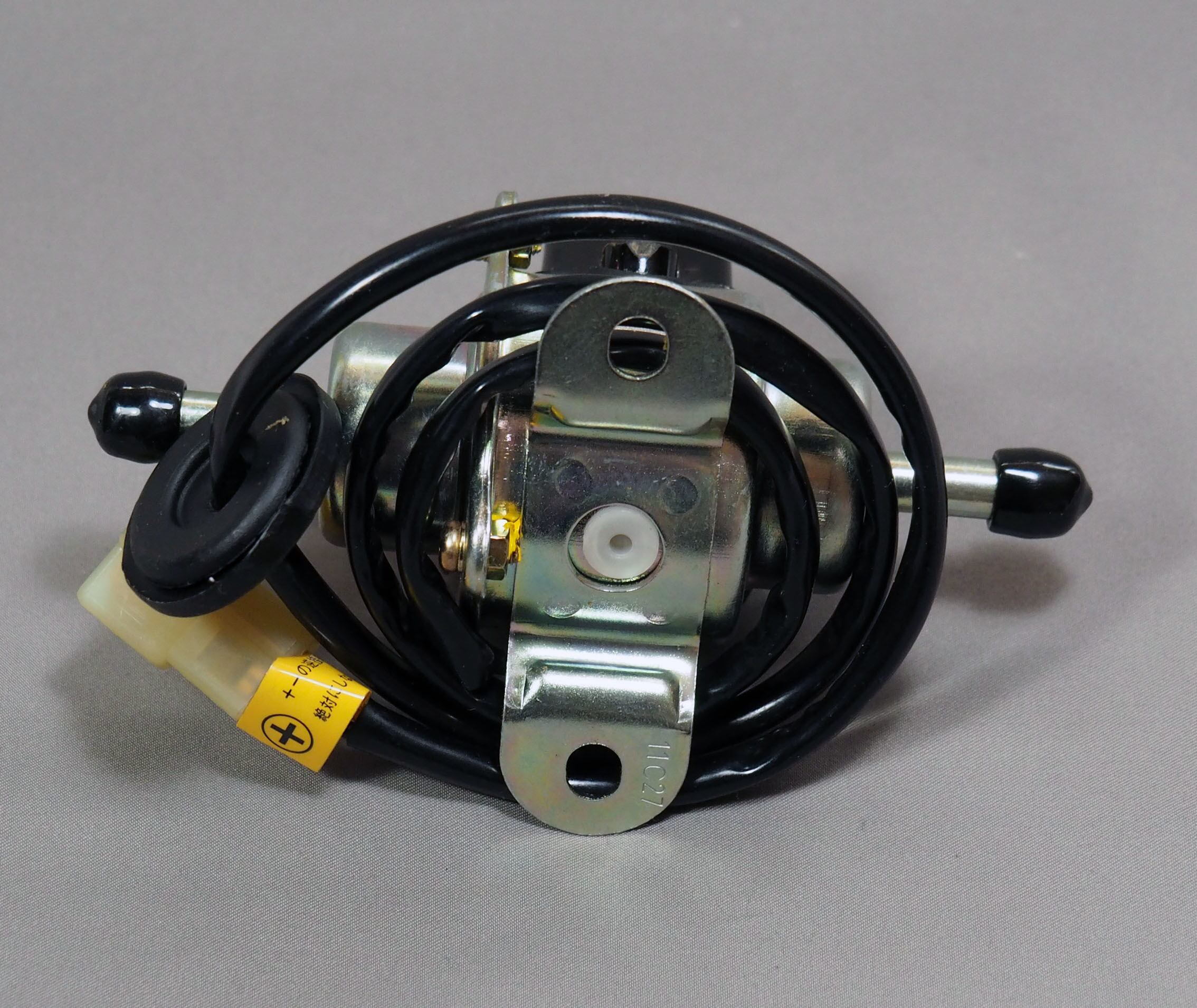 マツダ（MAZDA）ポンプ フユーエル/マツダ純正部品/車種共通/PE19203F0(PE19-20-3F0) マツダ（MAZDA）ポンプ フユーエル⁄マツダ純正部品⁄車種共通⁄PE19203F0