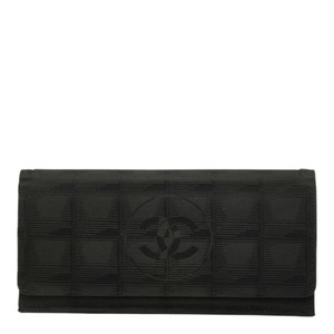 シャネル ニュートラベルライン 長財布 ブラック ナイロン レディース CHANEL 中古
