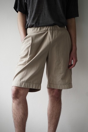 Barathea Cloth / Tuck Easy Shorts (BEIGE)