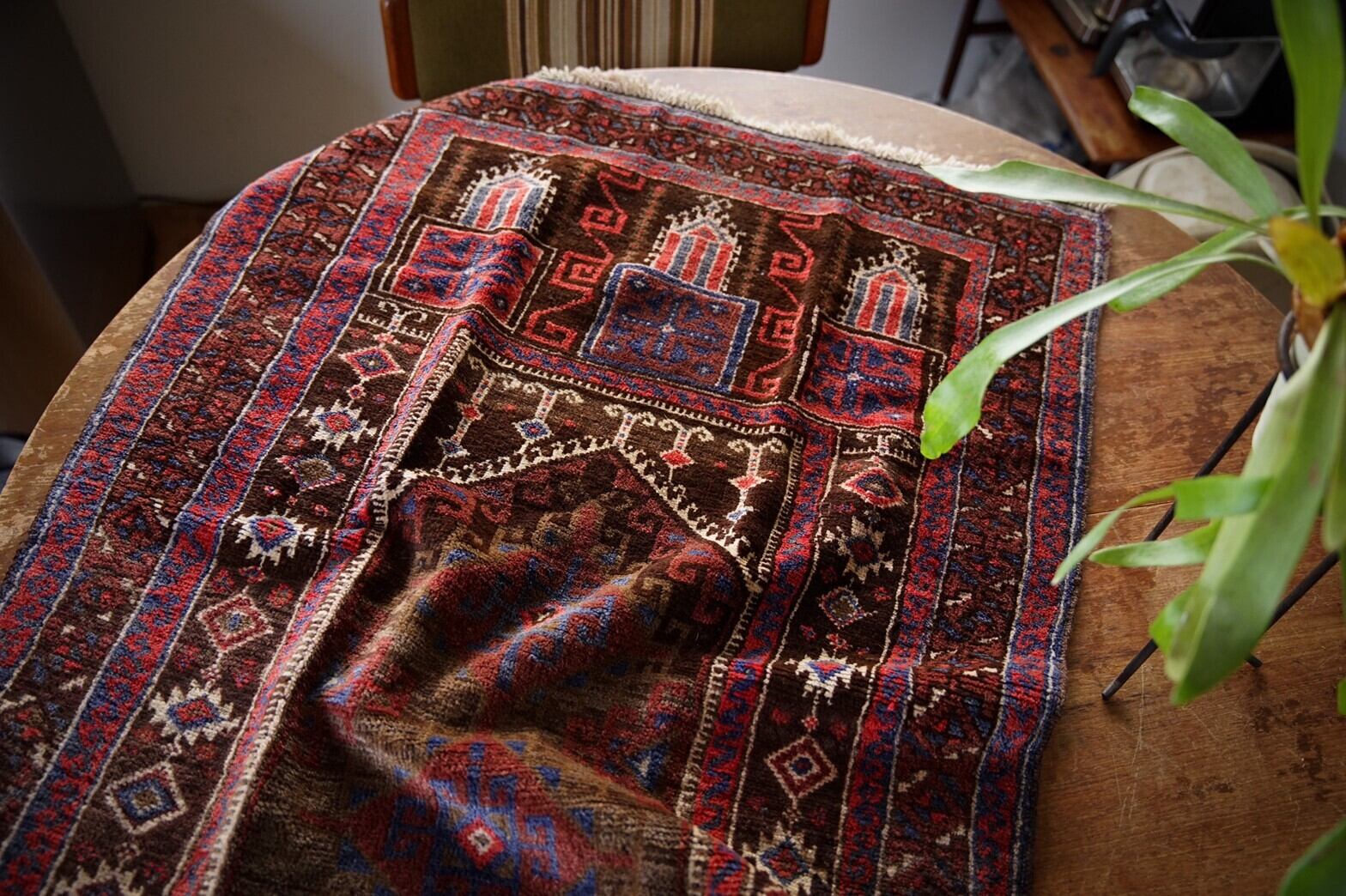 162 -Vintage maldari rug