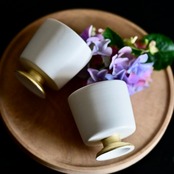 MUMCA 丸谷牧子 作 脚付ゴブレット 小 金彩 ホワイト(1 個) Goblet S with a golden foot/ 2104400000566