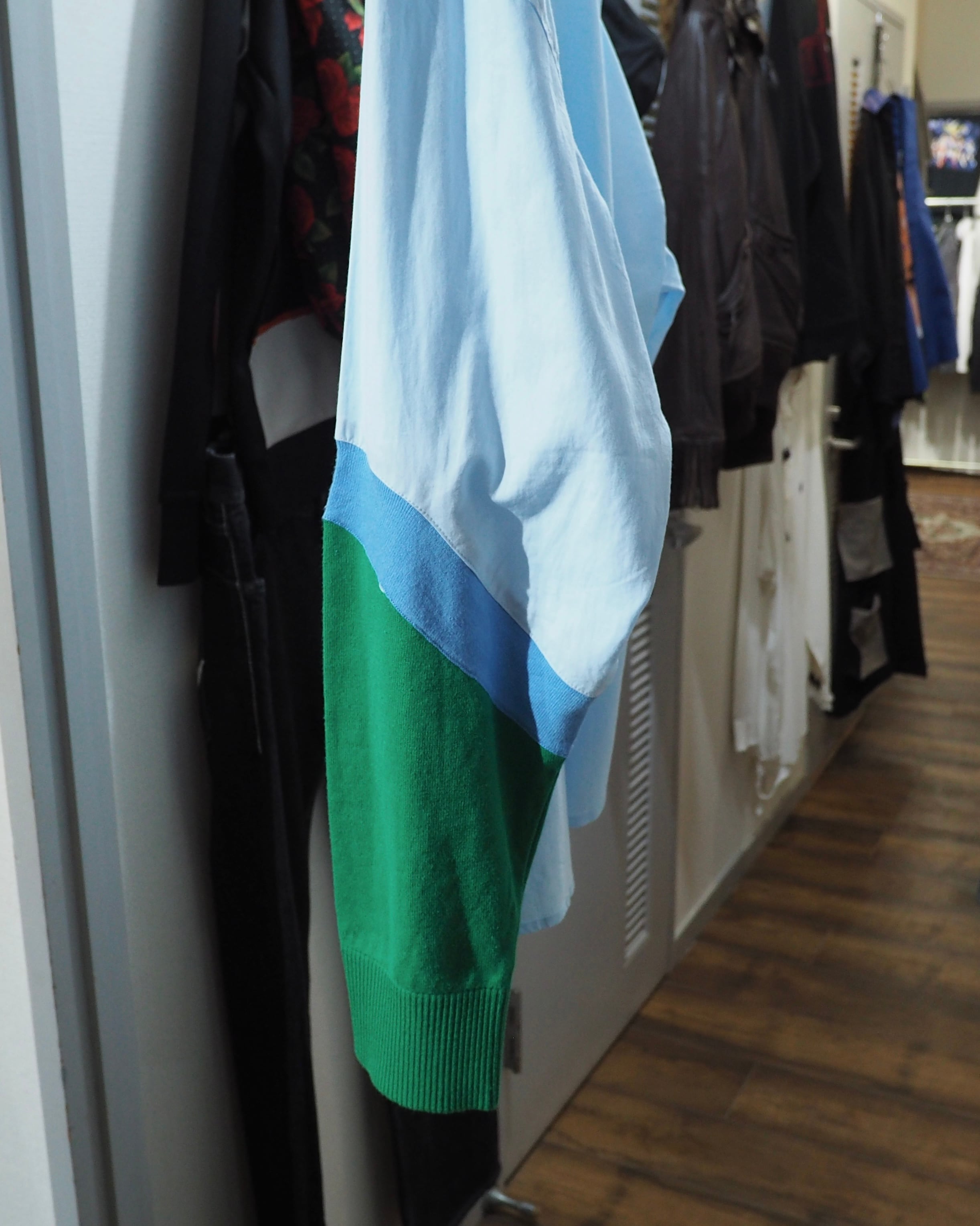 " EAFINETAL " Knit Docking Over silhouette Light Blue shirt