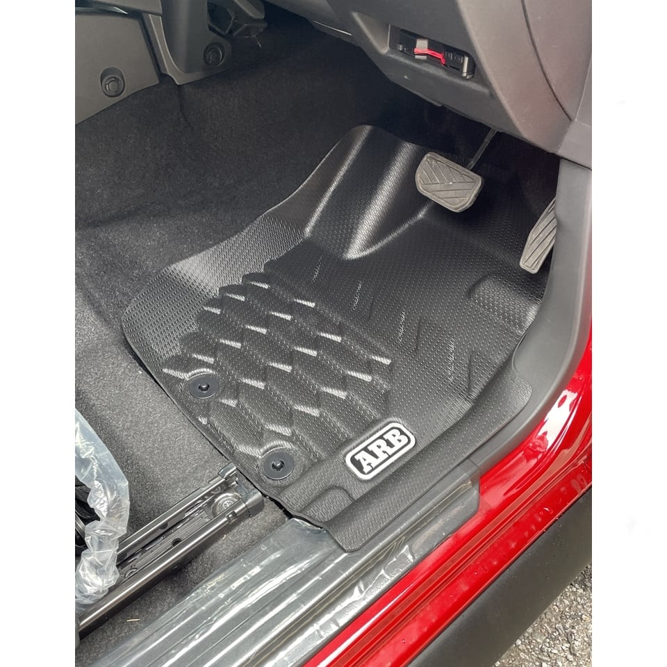 ARBフロアマット ARB 正規品 スズキジムニー AT専用 JB64 JB74 ARBフロアマット 4080020