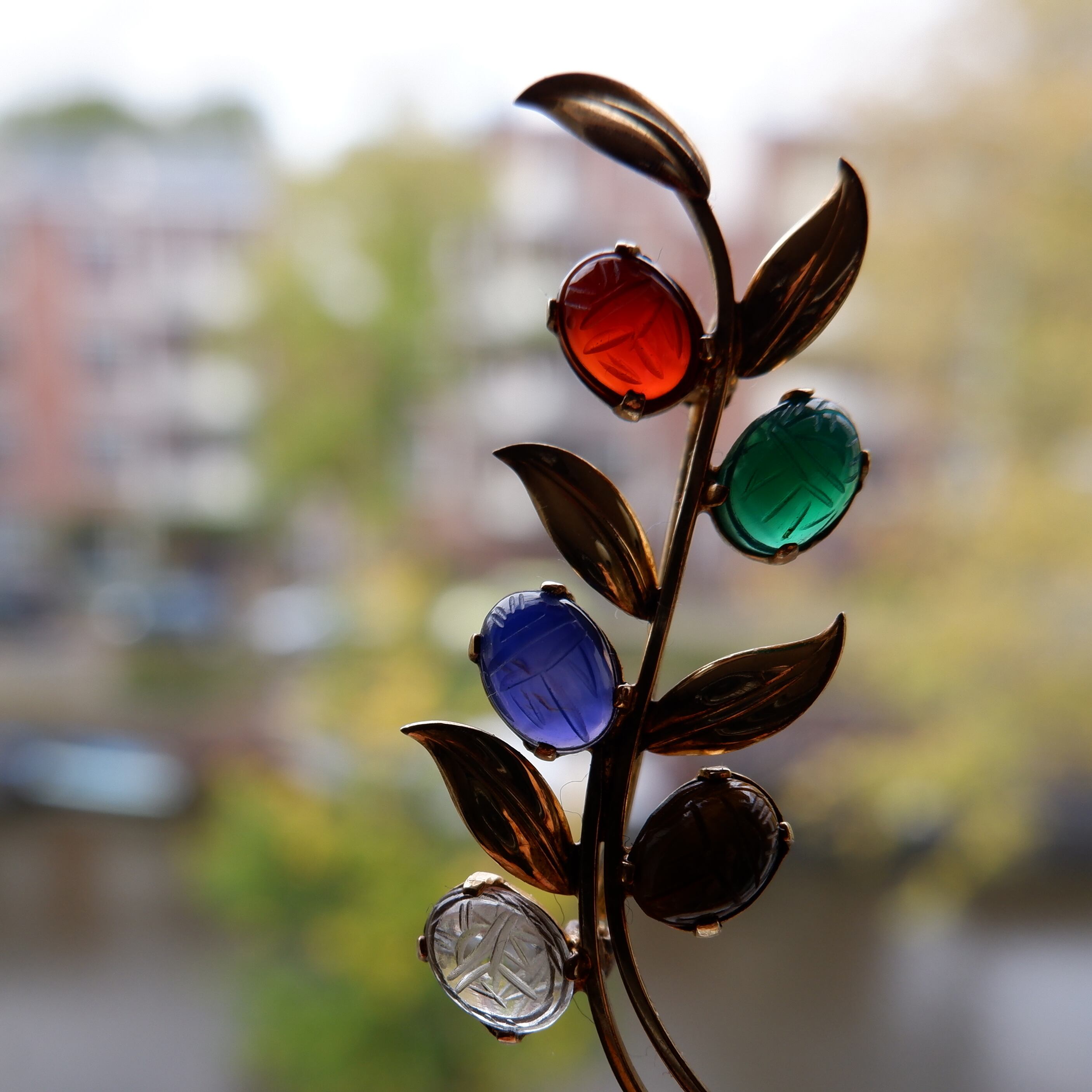 5色の蕾 ヴィンテージブローチ (bell-88) | past things