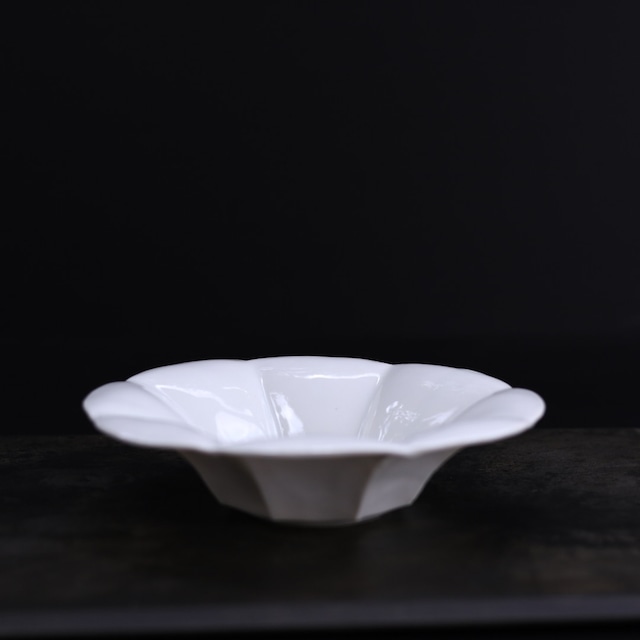 宮田竜司　花型白磁鉢