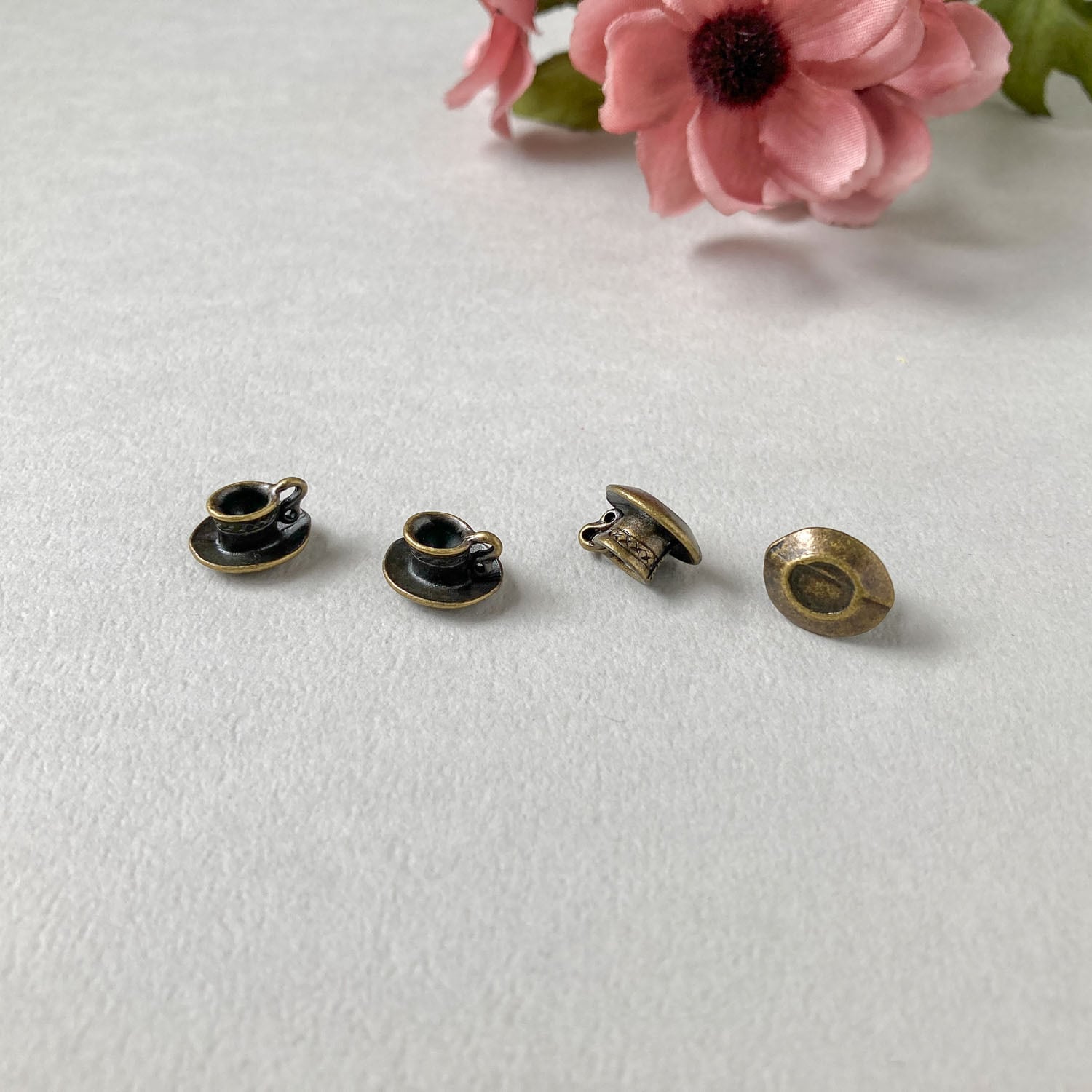 アンティークゴールド | Dua-アクセサリーパーツショップ