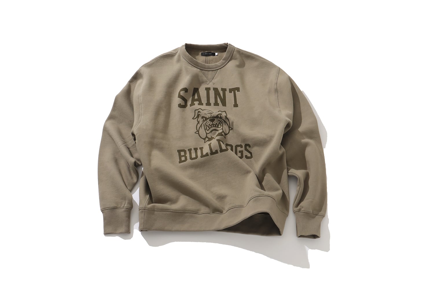 ノンピリングCT裏起毛 - ガゼット クルーネックプリントスウェット"BULLDOGS"