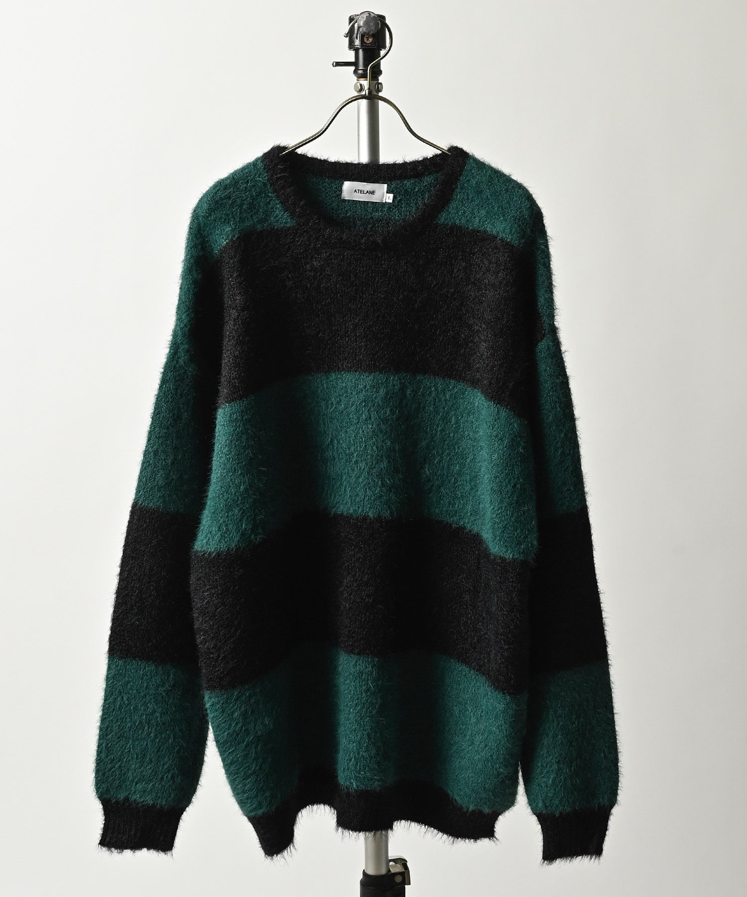 ATELANE Nylon Polish Shaggy Border Crew (BLK/GRN) 25A-21043