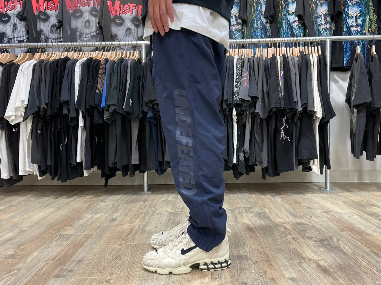 UNDEFEATED TRACK PANT M セットアップ