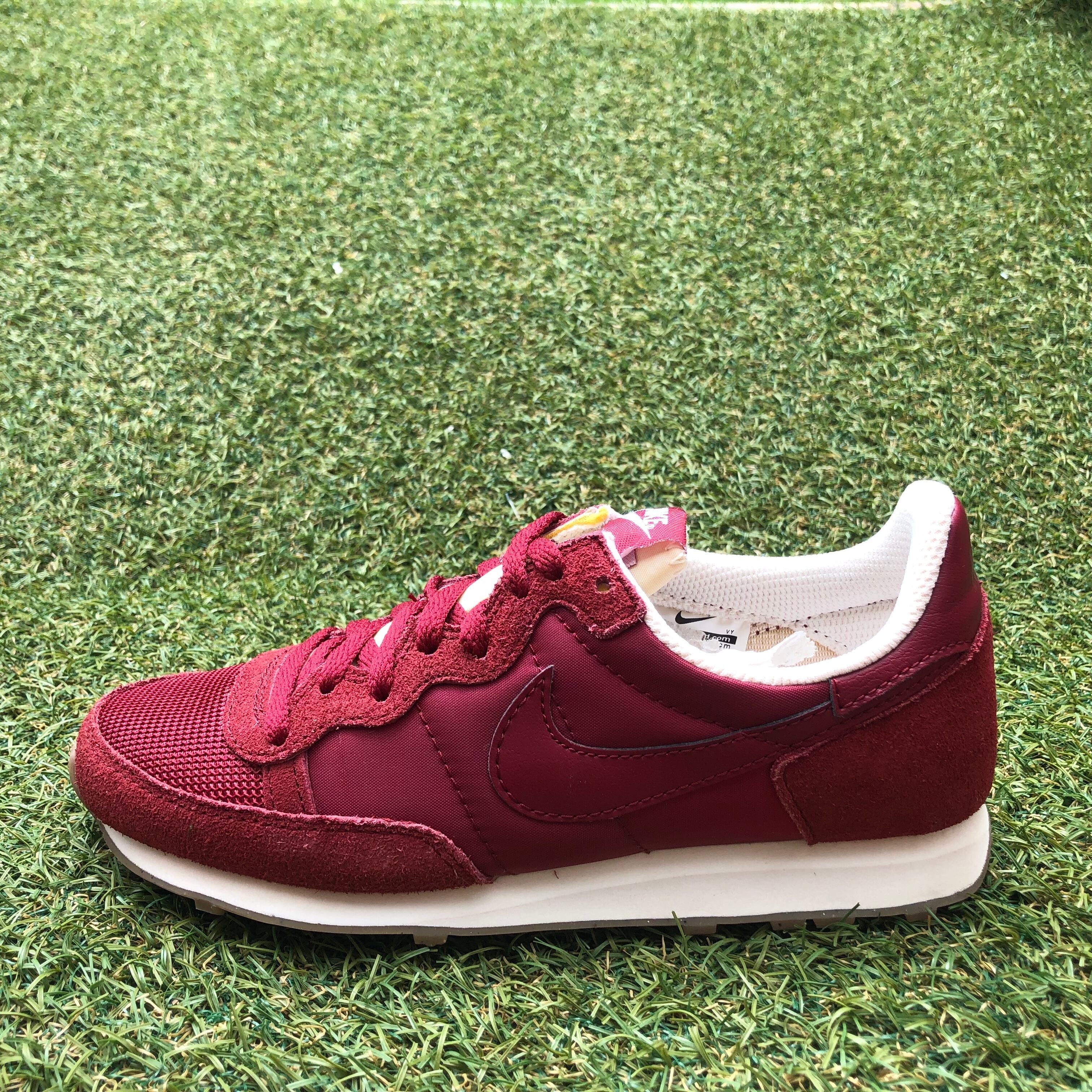 NIKE CHALLENGER ナイキ チャレンジャー HB842