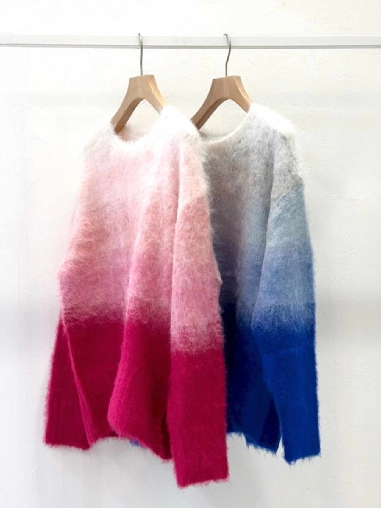 グラデーションニット