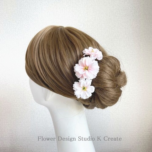 桜色のピンクのお花たち　Uピン3本セット　髪飾り　お花　小花　卒業袴　成人式　結婚式　ピンク　小花