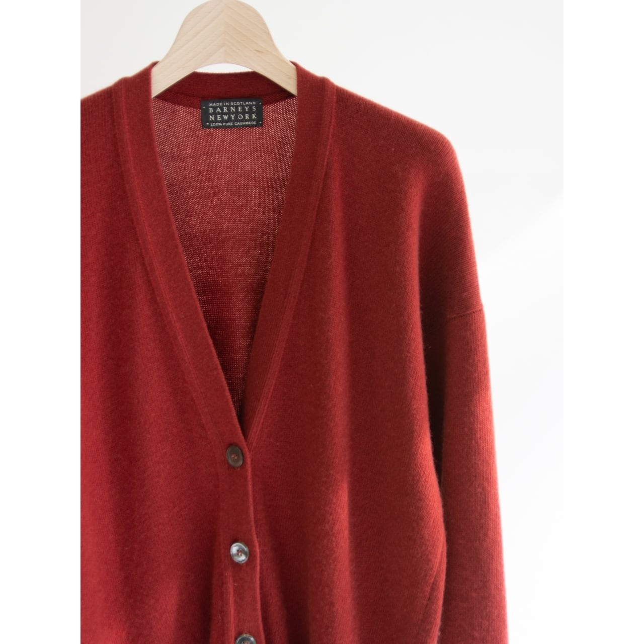 BARNEYS NEWYORK】Made in Scotland 100% Pure Cashmere Cardigan