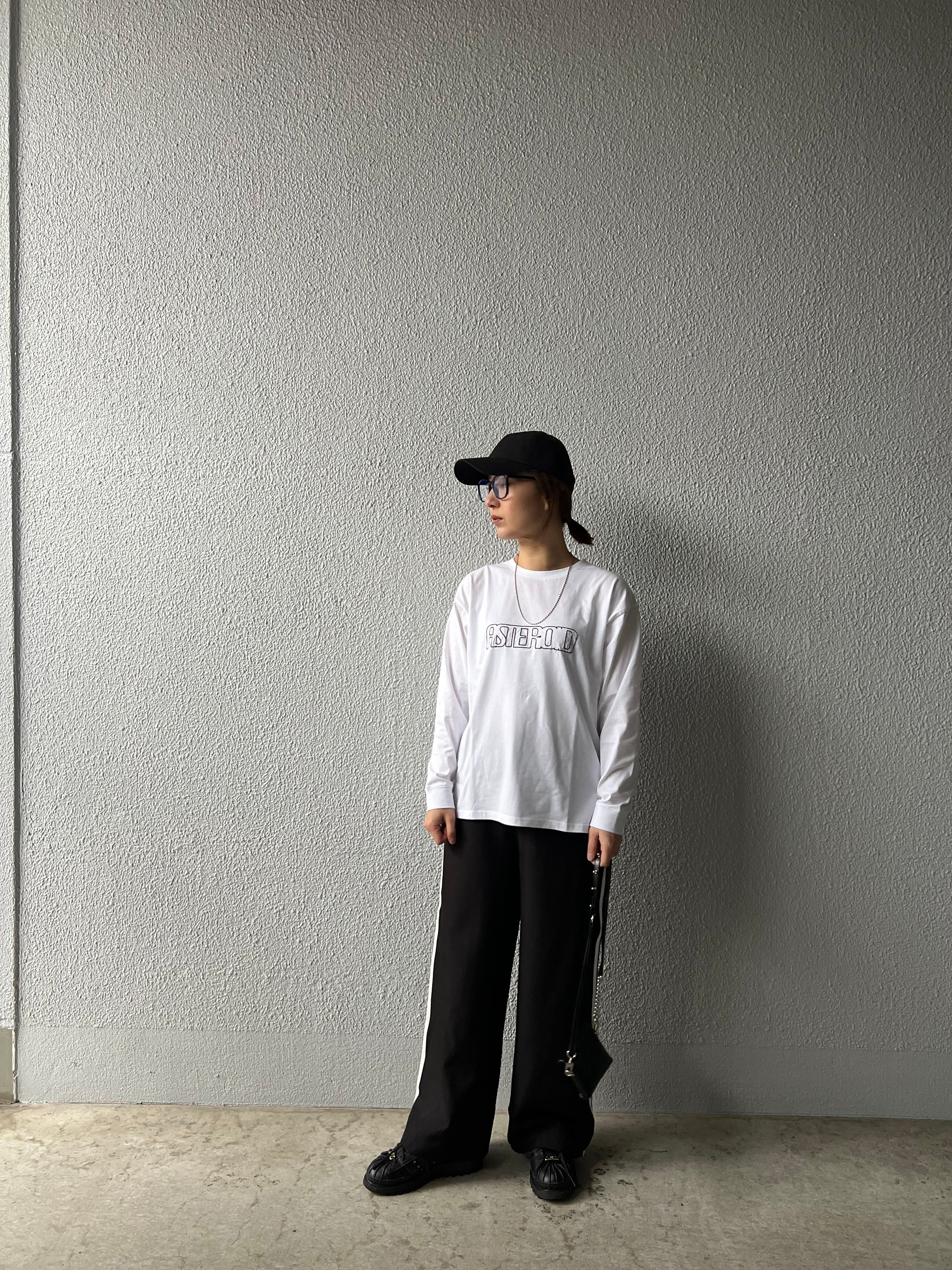 【SELECT】ロゴチェーン刺繍ロンT