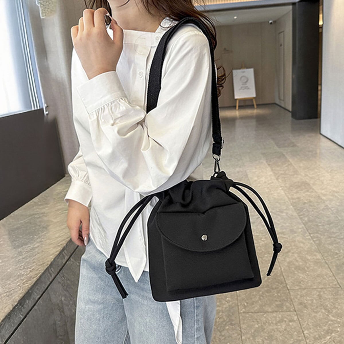 バケットバッグ ショルダー レディース 韓国 キャンバス バッグ おしゃれ 大人 かわいい カジュアル 通勤 通学 巾着バッグ コンパクト 小さめ 軽量 大人可愛い 大人女子