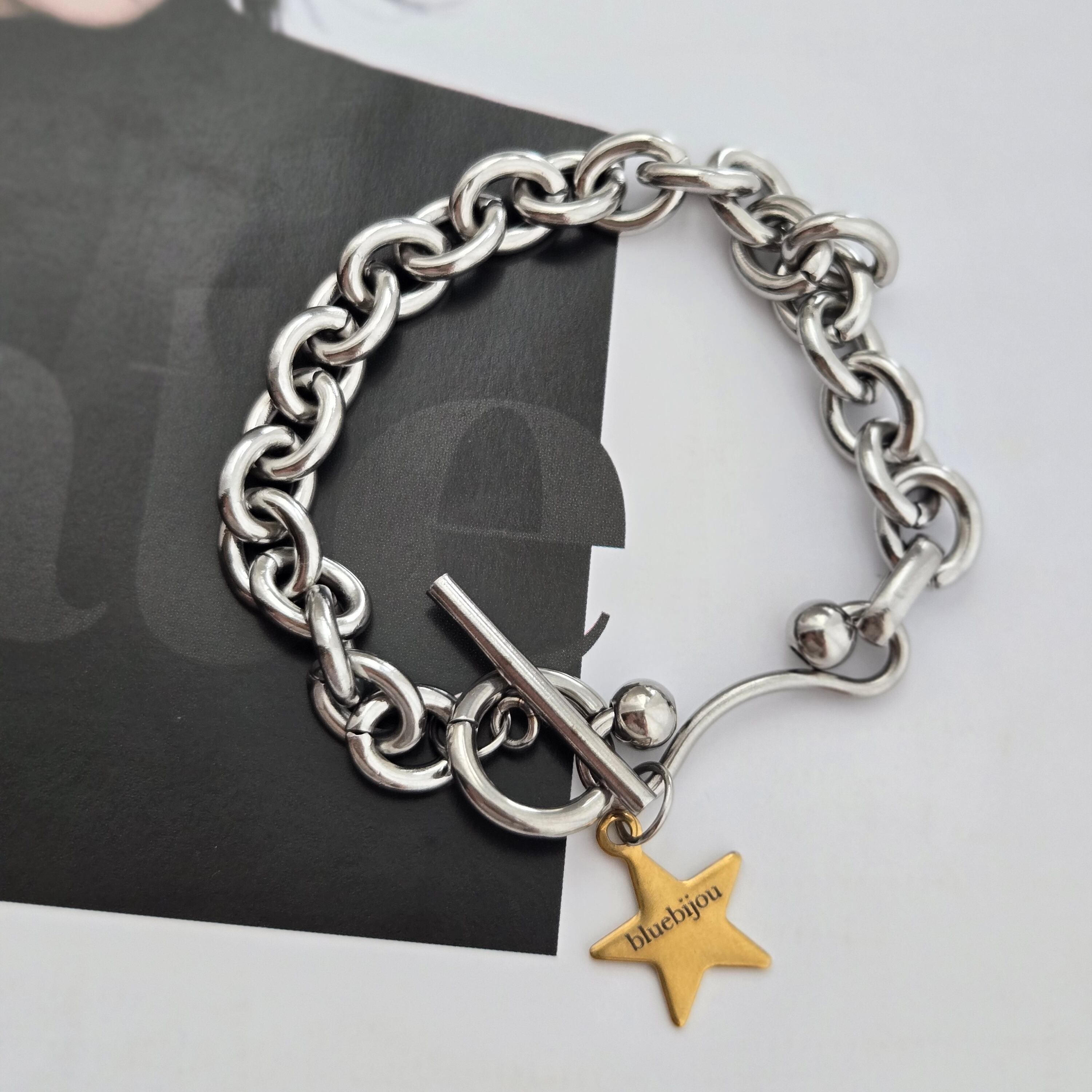 【超レア廃盤品】OLD GUCCI フィガロ チェーン Tバー ブレスレット 超レア廃盤品】OLD GUCCI フィガロ チェーン Tバー ブレスレット