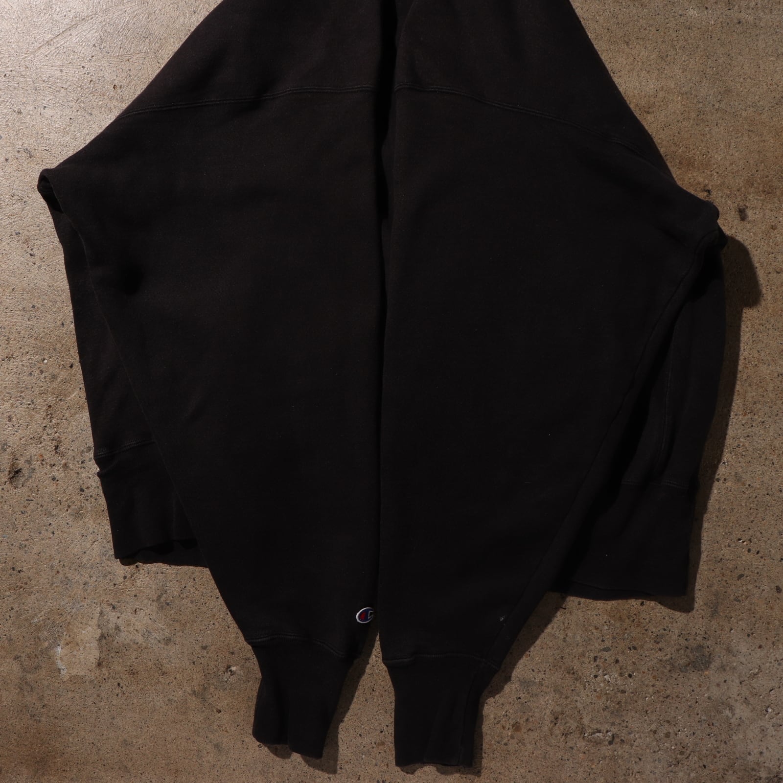 Y2K 2XL リバースウィーブ 黒 無地 チャンピオン スウェット ブラック