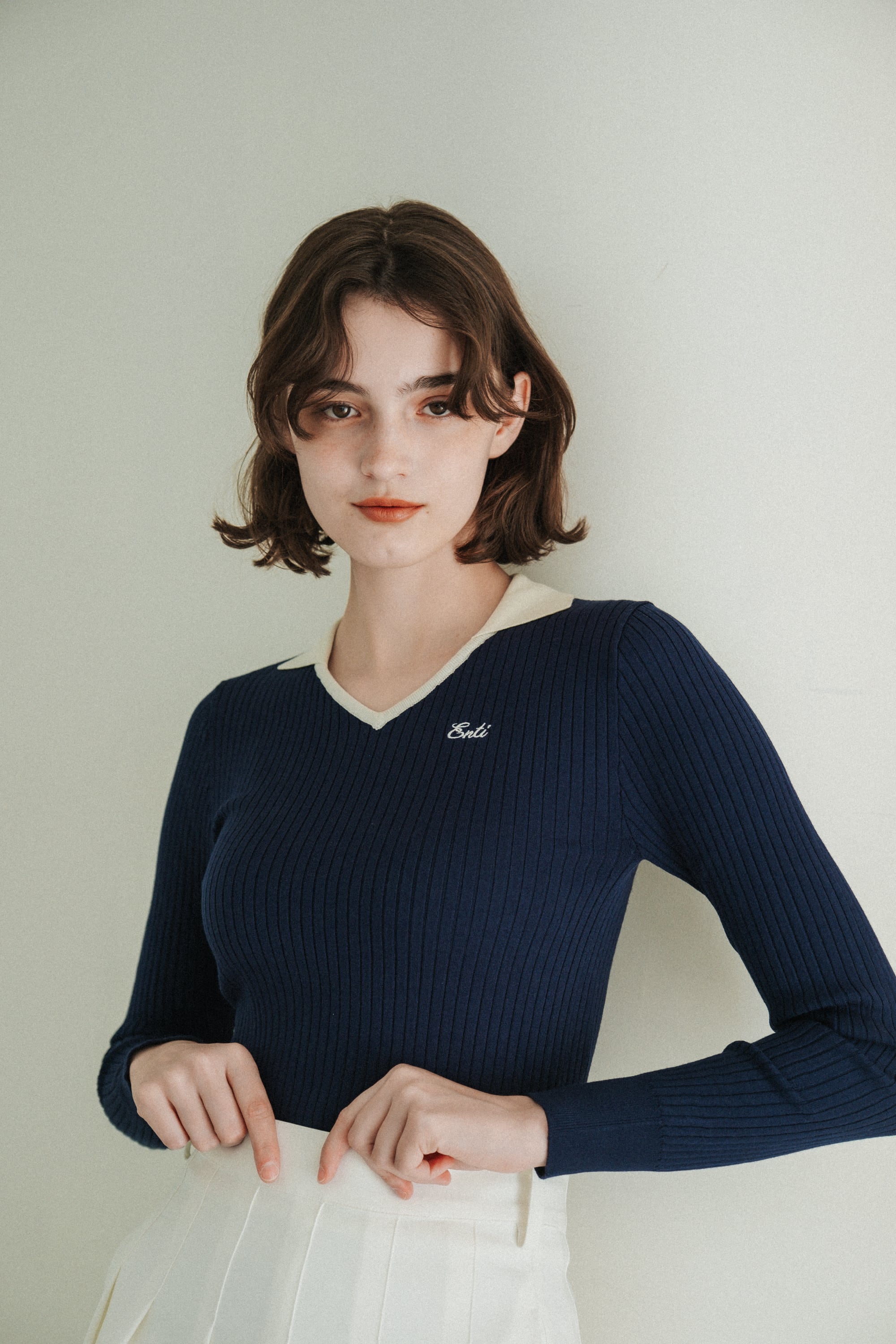 TRIM COLLAR KNIT (NAVY) | ENTI