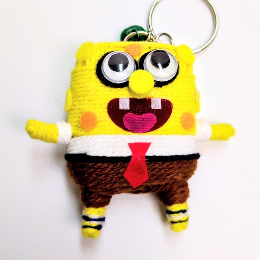 再入荷！【 SpongeBob ( スポンジボブ ) 】 Voodoo doll KeyHolder / ブードゥー人形 / 身代わり人形 /お守り人形  〚アメリカン雑貨 アメトイ〛