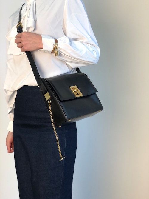 CELINE セリーヌ ショルダーバッグ ブラック ガンチーニ チェーン レザー スクエア vintage ヴィンテージ オールド mv6k7d