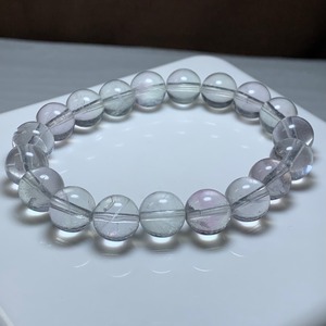 3.カラーレスフローライト・ブレスレット