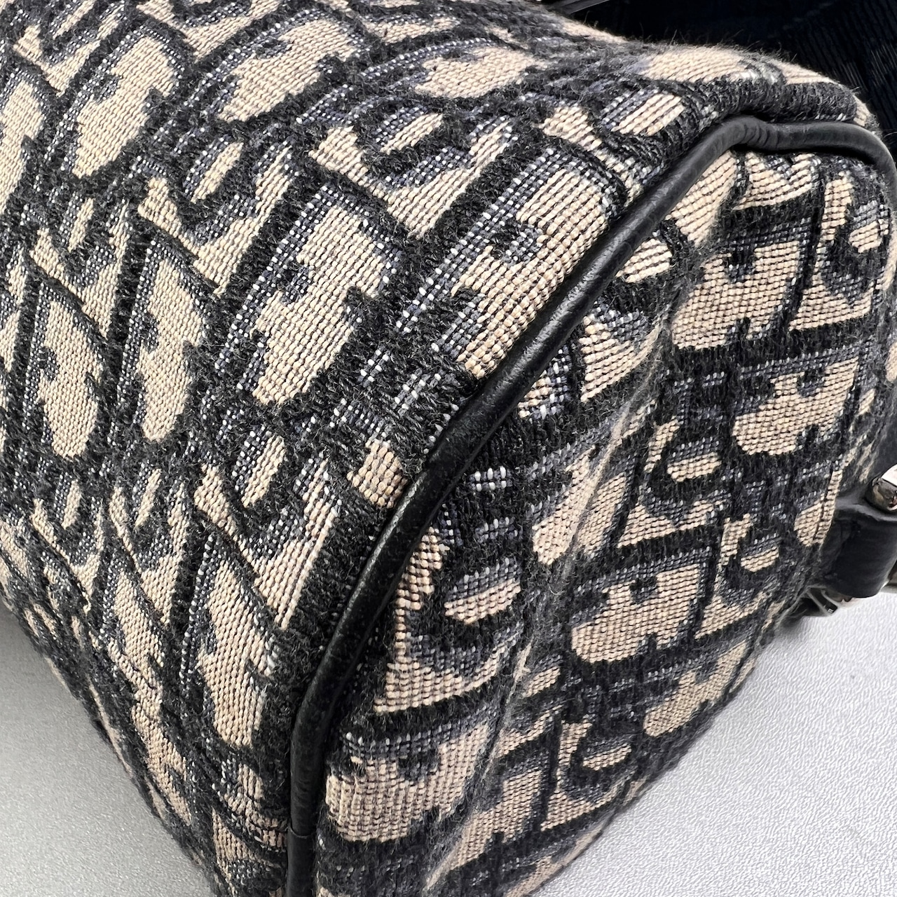 DIOR ディオール オブリーク キャンバス ショルダーバッグ 紺 A-13753