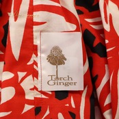 フラダンス 衣装 パウスカート レッド系 トーチジンジャー TorchGinger ハワイアンプリント アロハ フラ ダンス レッスン 練習 スカート 花柄 植物柄 赤 白 橙 黒 ダンス衣装 ハワイアンダンス レディース ブラック系 ホワイト系 オレンジ系 華やか 鮮やか おしゃれ ウエストゴム ゴム仕様 レッド 赤系 黒系 プリント 柄入り カラフル 南国風 ハワイアン イベント 発表会 舞台衣装 レッスン用 練習用 通学 デイリー きれいめ かわいい 大人可愛い ボリュームスカート ドレス風