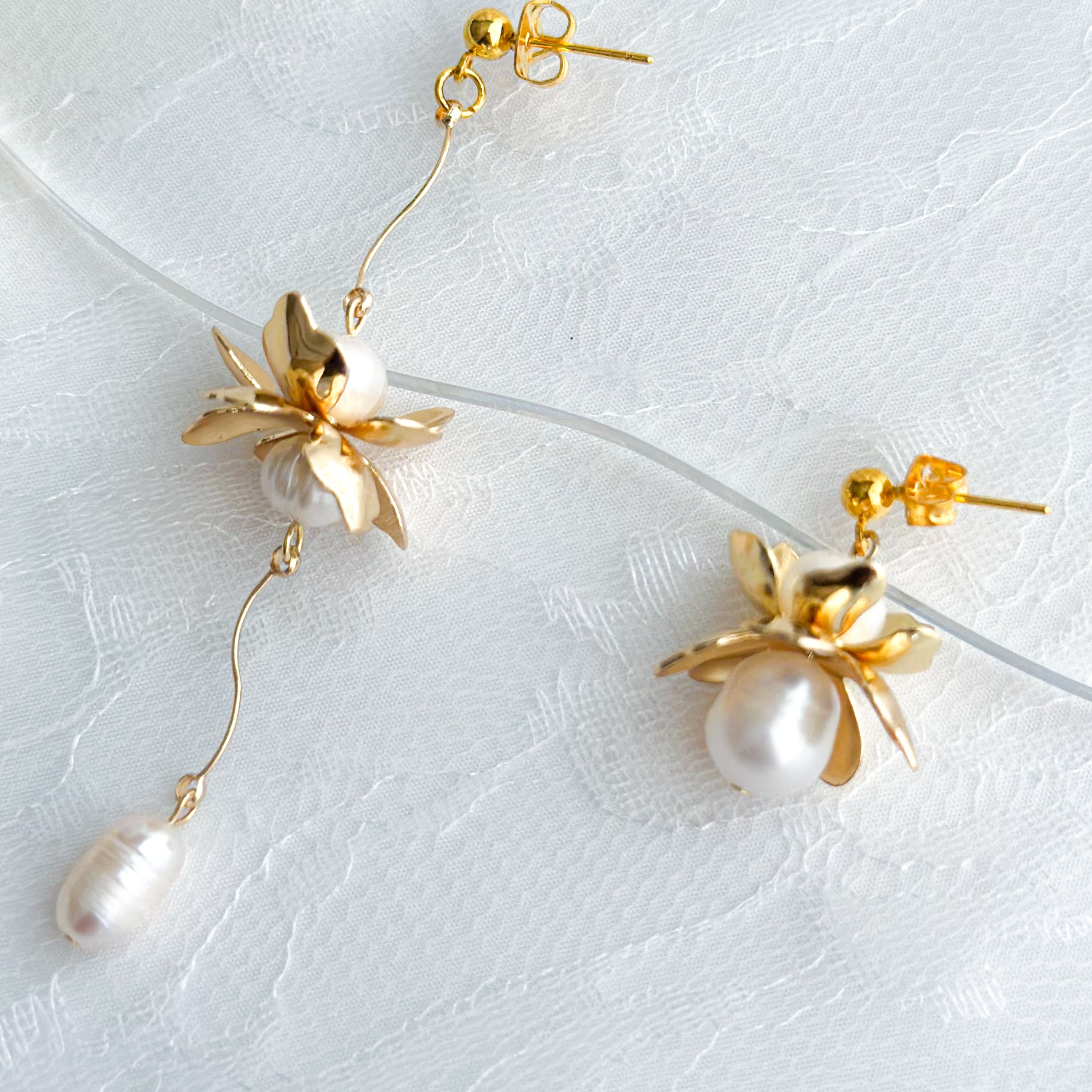 馬の目 淡水パール ジルコニアチャーム フープイヤリング