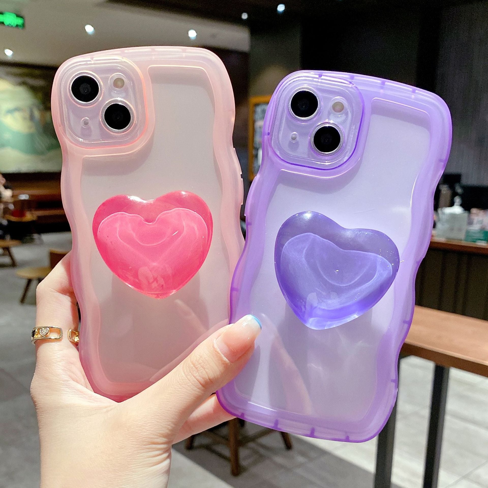 新型iPhone15対応】ぷっくりハートが可愛すぎ◎7色から選べる