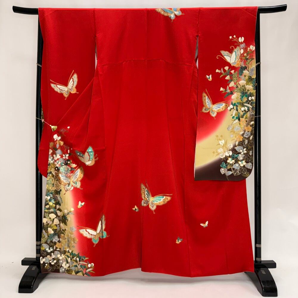 振袖 中古 赤 正絹 古典 裄66.3cm 身丈164.5cm 美品 M サイズ 成人式 6166