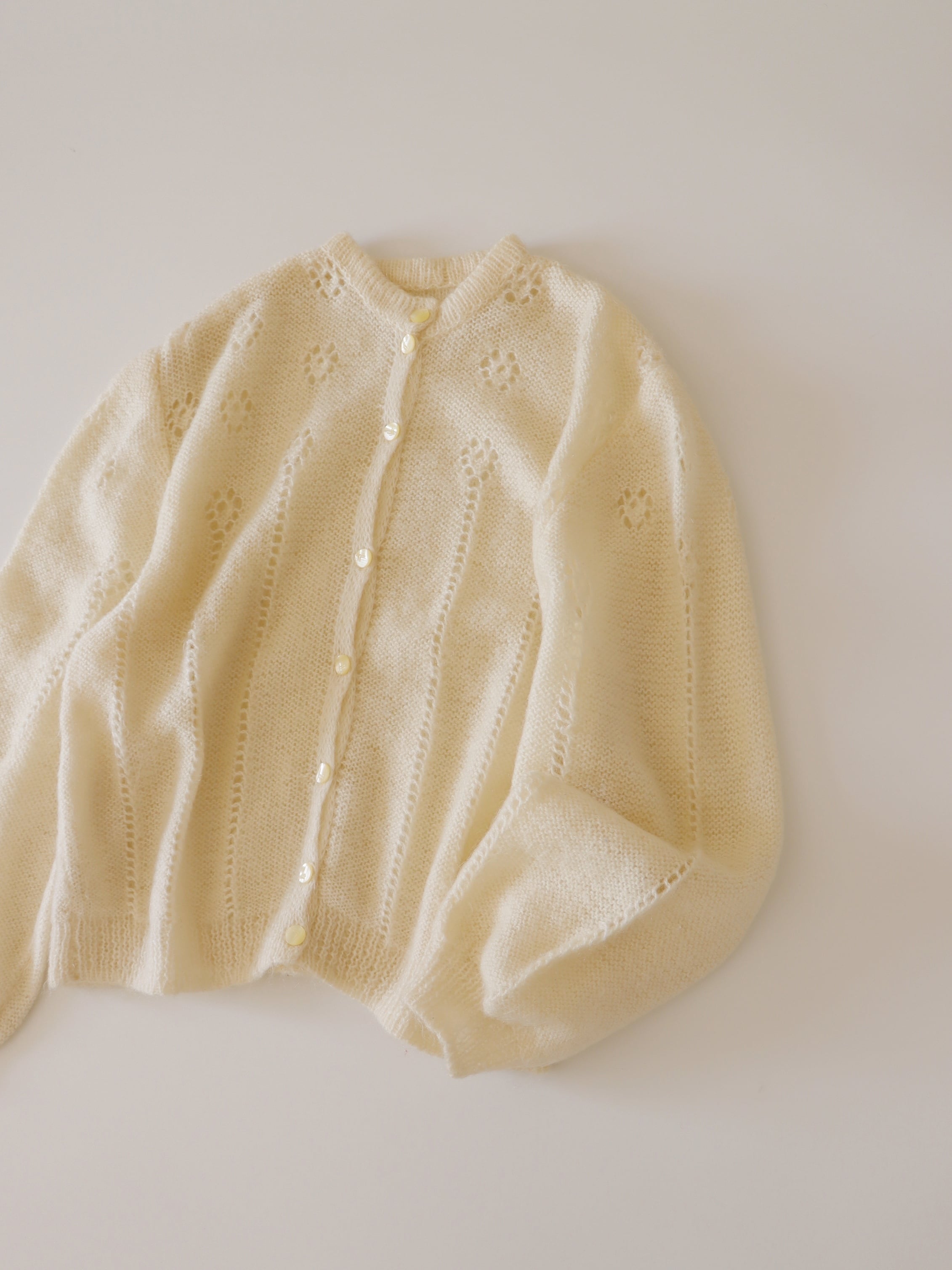 ●ivory color crochet design mohair wool cardigan