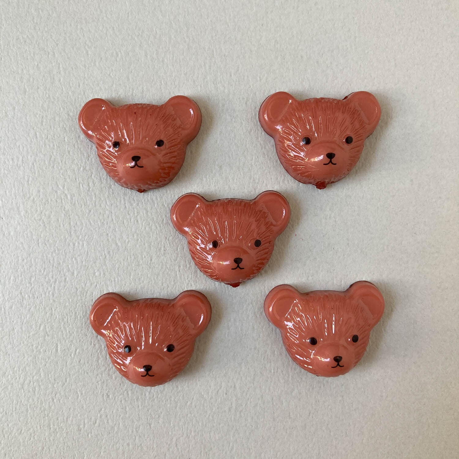 新色追加〉テディベアお顔のデコパーツ（24mm） | Dua-アクセサリー