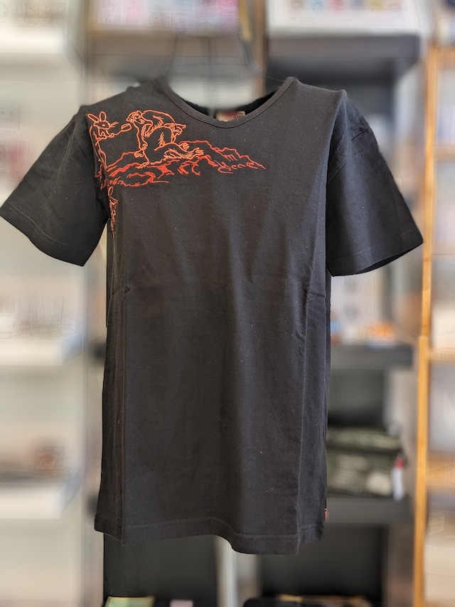 花旅楽団-新作Tシャツ   ST-663　鳥獣戯画柄刺繍半袖VネックTEE  BLK