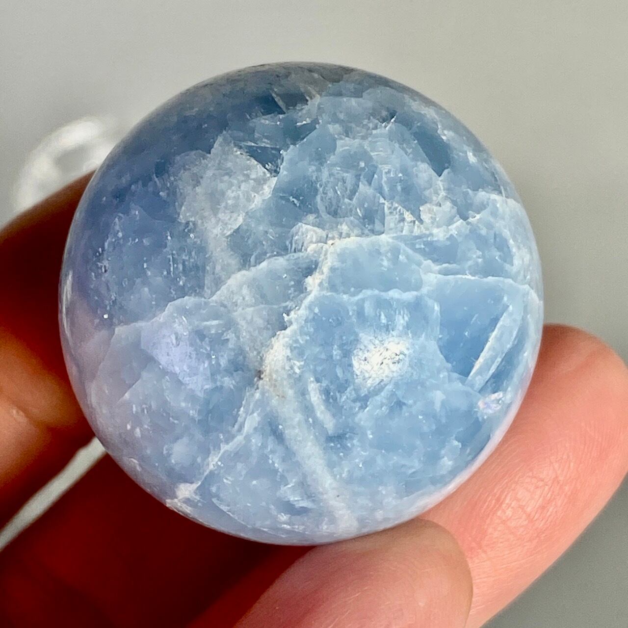 セレスタイトの大きなスフィア セレスタイトのスフィア Celestite Sphere SP2043 | Pay ID